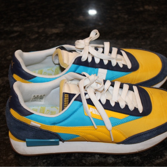 Puma Sneaker - Picture 2 of 4